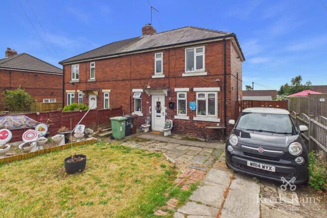 3 bed Semi-Detached for sale Image 9