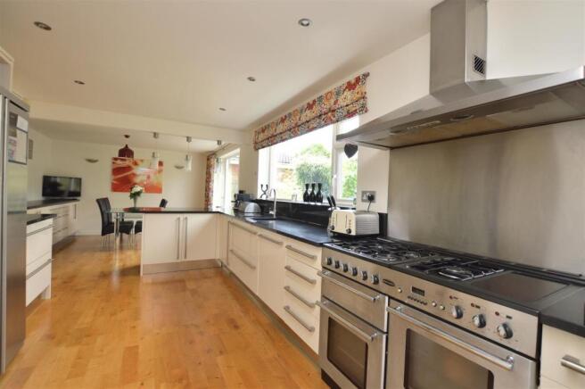 Open Plan Kitchen/Dining Room/Family Room