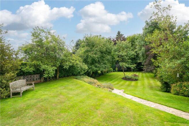 3 bed Detached for sale Image 2