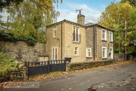 Brewery Drive, Lockwood, Huddersfield, West Yorkshire, HD4