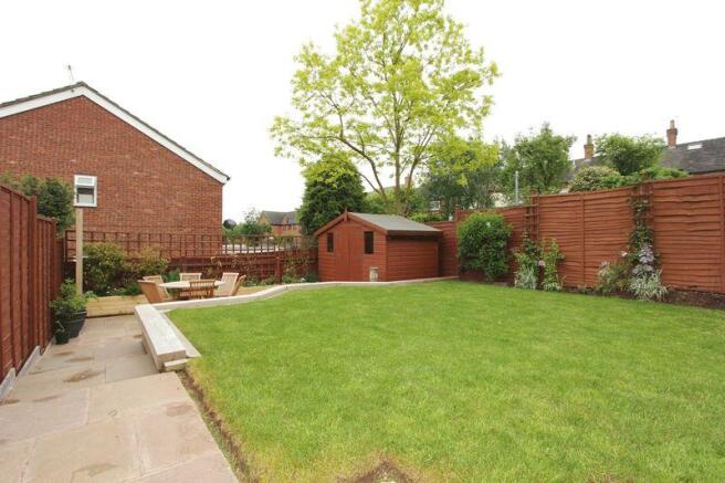 Garden - Photo 2
