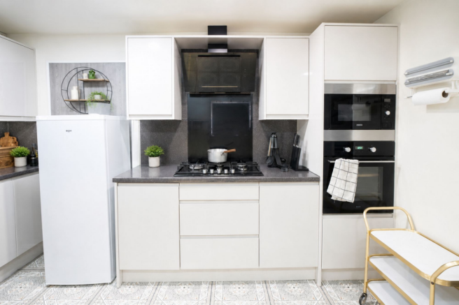 Kitchen 2