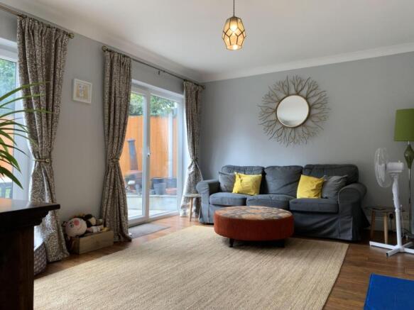 REAR RECEPTION ROOM