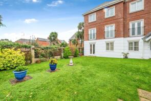 Flat 2, Palm Court, Spa Road, Weymouth DT3 5DA