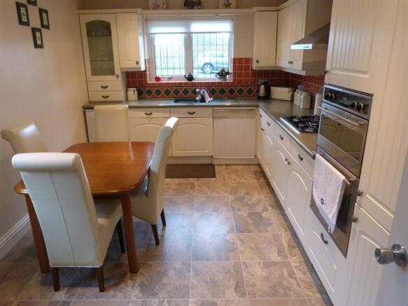 Kitchen Dining Room (Image One)