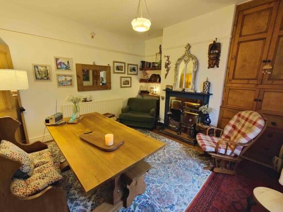 4 bed Terraced for sale Image 7