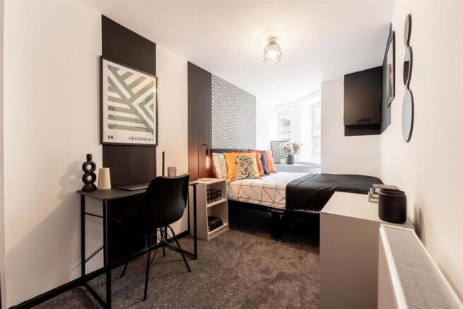 6 bed Terraced to rent Image 4