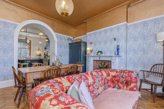 5 bed Character Property for sale Image 10