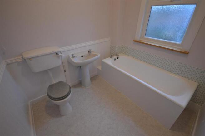 En-suite bathroom