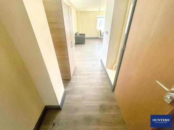 1 bed Flat to rent Image 12