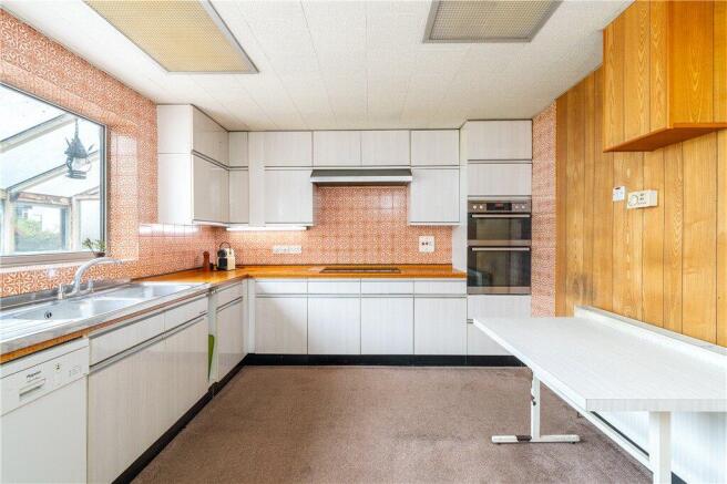 4 bed Semi-Detached for sale Image 6