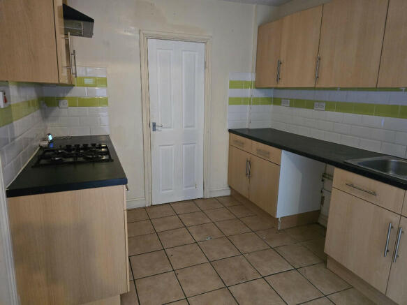Photo 12