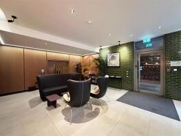 Flat 46, 3 Blenheim Mansions, Mary Neuner Road, Wood Green, London N8 0EW