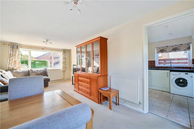 Sitting/Dining Room