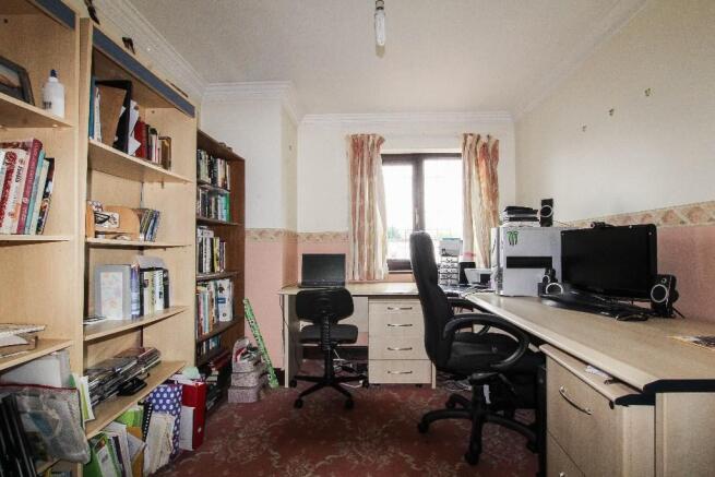 Photo 10