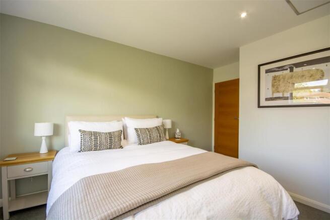 Bedroom 2/Guest Room
