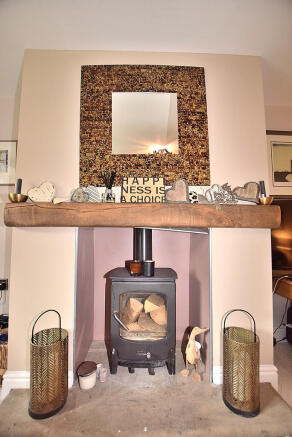 4 bed Cottage for sale Image 11