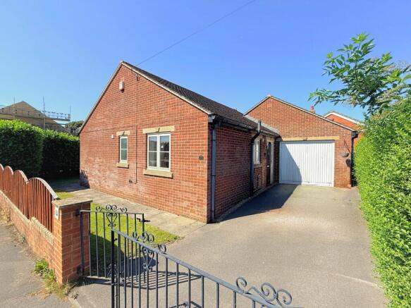 2 bed Bungalow for sale Image 10