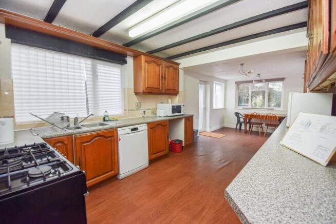Kitchen/Dining
