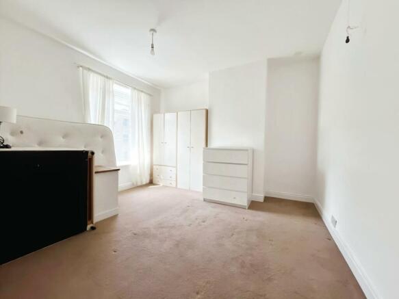0f89058e-BEDROOM.jpg