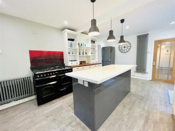 Breakfast Kitchen 4