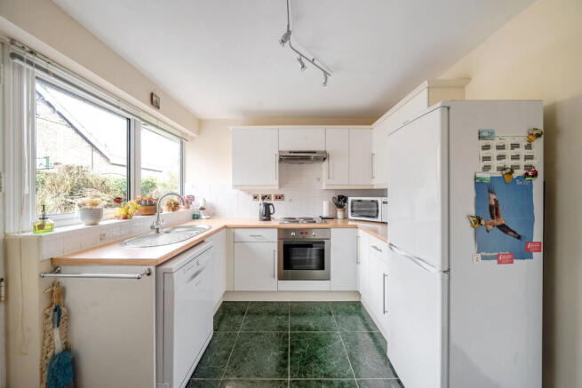 Sycamore Road, North Luffenham, photo 4