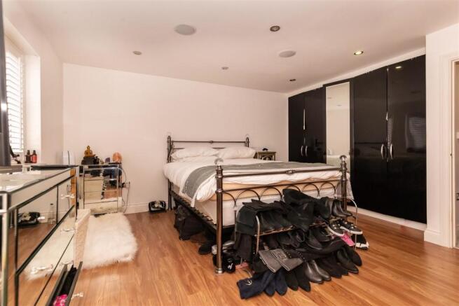 43 Kings Wood Park (15).jpg