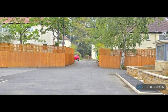 4 bed Semi-Detached to rent Image 5
