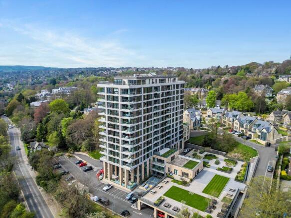 2 bed Apartment to rent Image 12