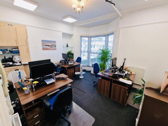 Suite 1