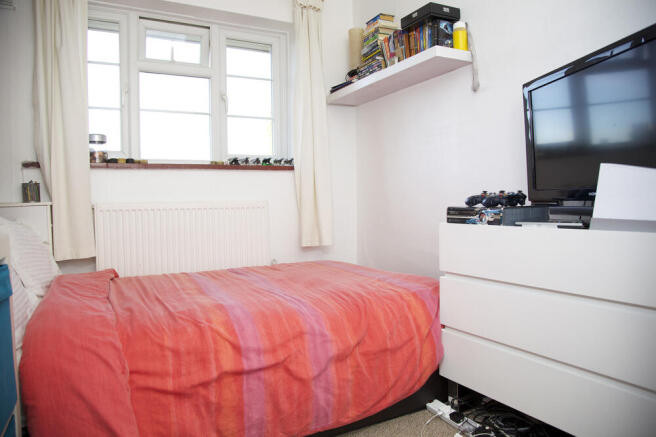 Flat 11, Totham Lodge Richmond Road, SW20 0PF