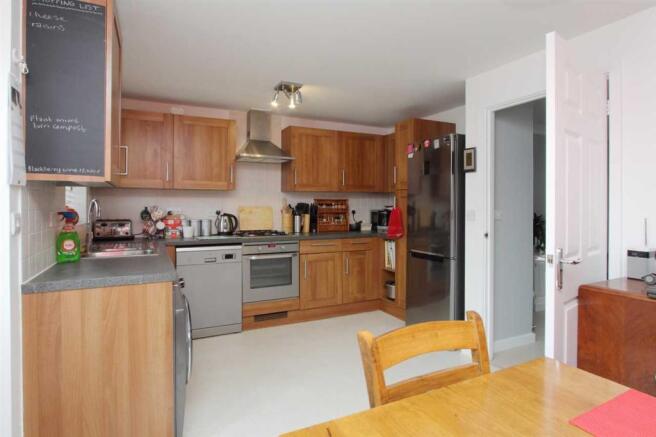 Kitchen/Dining Area