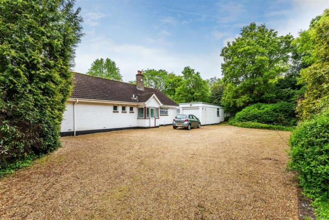 house. Partnership West Clandon