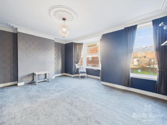 5 bed Terraced for sale Image 4