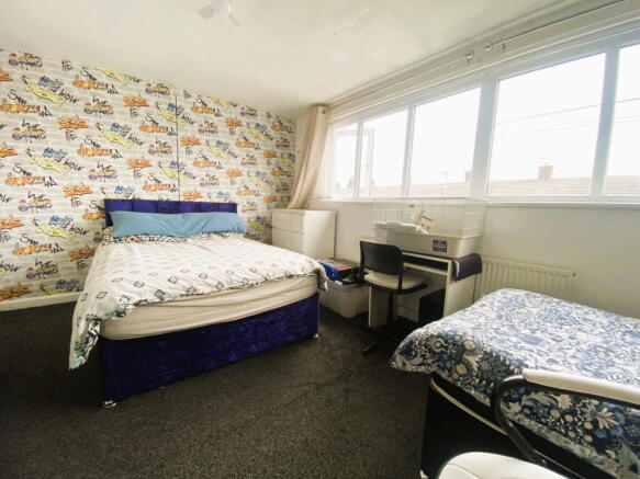 2 bed Terraced for sale Image 7