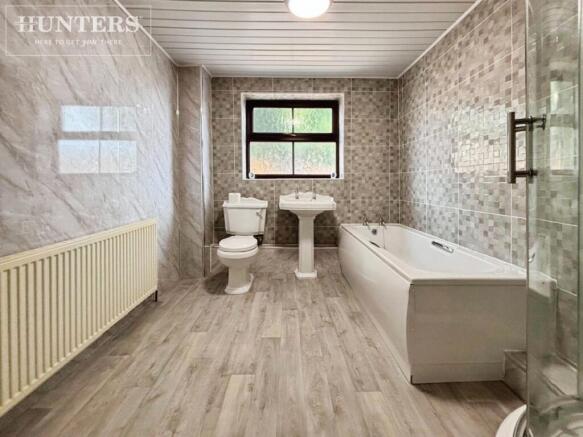 2 bed Terraced to rent Image 7