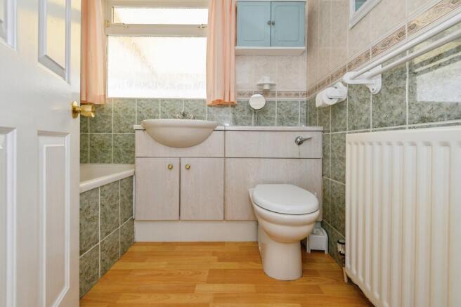 2 bed Semi-Detached Bungalow for sale Image 12