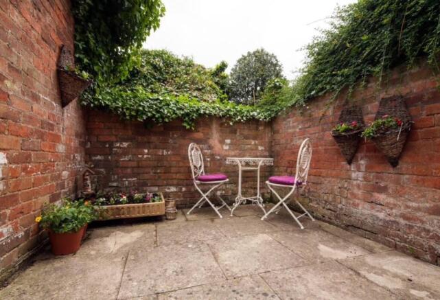 Mulbery garden