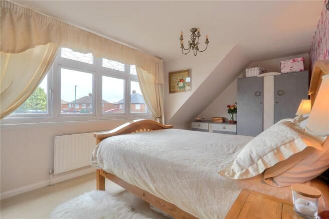 3 bed Semi-Detached for sale Image 11