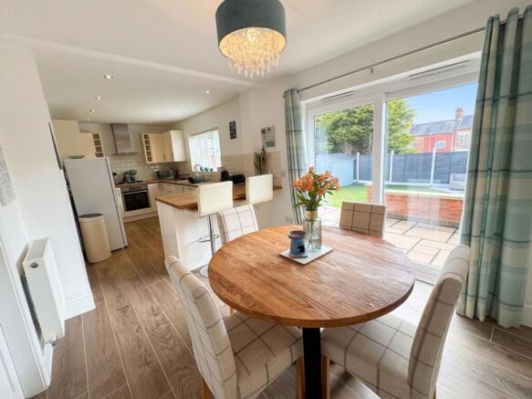 Kitchen / Diner