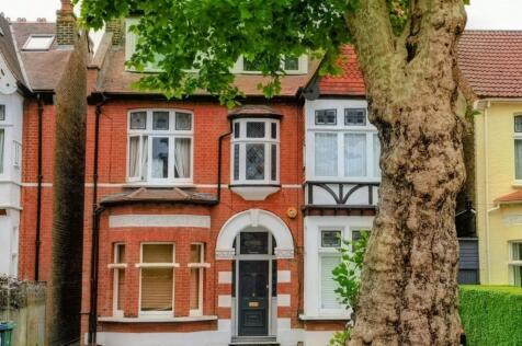 The Avenue, London, W13
