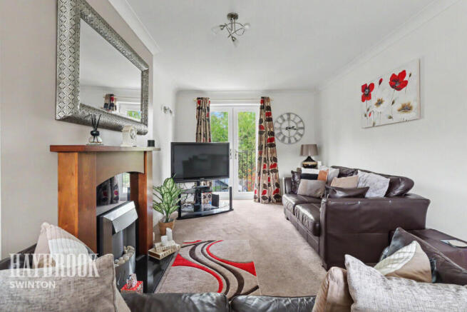 3 bed Detached for sale Image 8