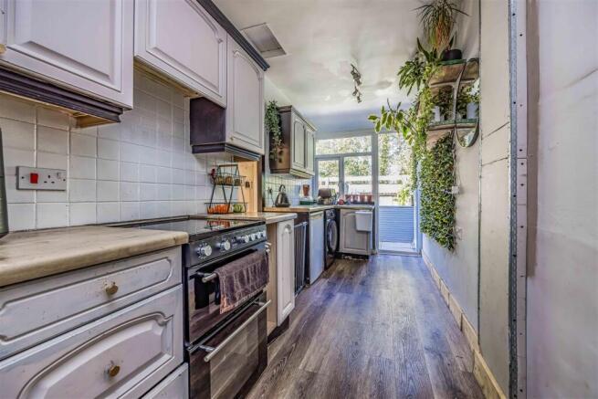 Hayling Avenue, Baffins-Small-PorticoMarketing-Nex