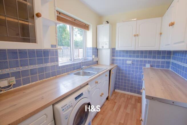 25 Mockley Wood - Kitchen1.jpg