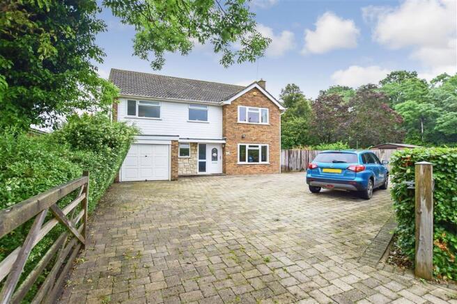Driveway/Parking
