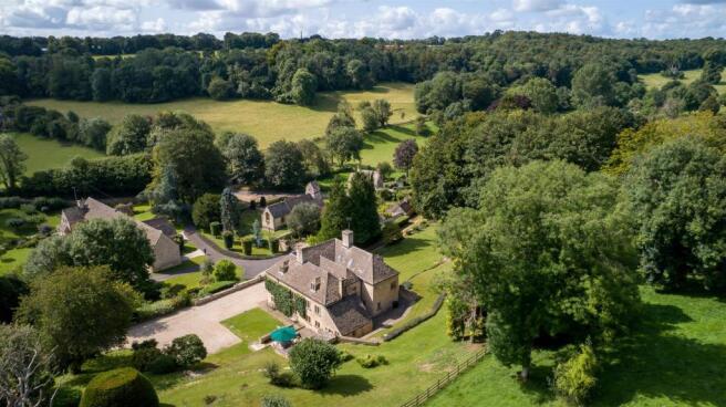 14 - Bagendon Manor - GL7 7DU - L Web.jpg