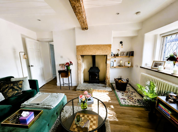 livingroom1blur.png