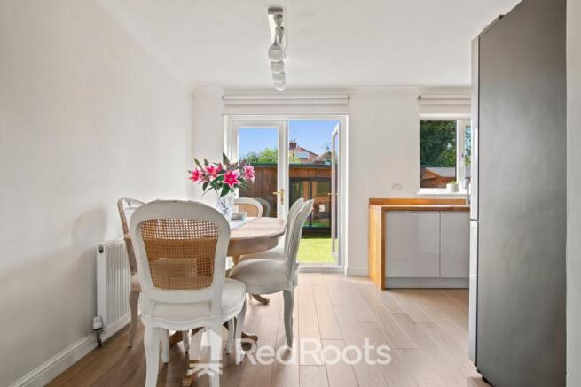 4 bed Detached for sale Image 4
