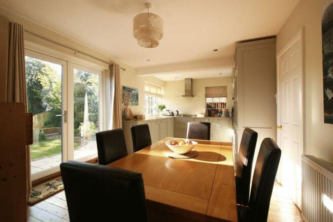 Dining/Kitchen