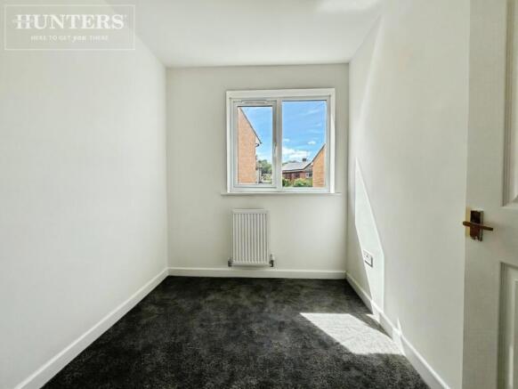 3 bed Semi-Detached to rent Image 8